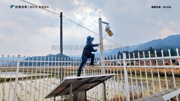 春壟之上，托普人用專業(yè)與溫度，喚醒每一臺(tái)“農(nóng)田衛(wèi)士”