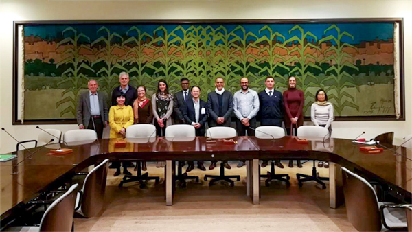 朱旭華拜訪聯(lián)合國(guó)聯(lián)農(nóng)組織亞太投資處辦事處 朱旭華拜訪聯(lián)合國(guó)聯(lián)農(nóng)組織亞太投資處辦事處